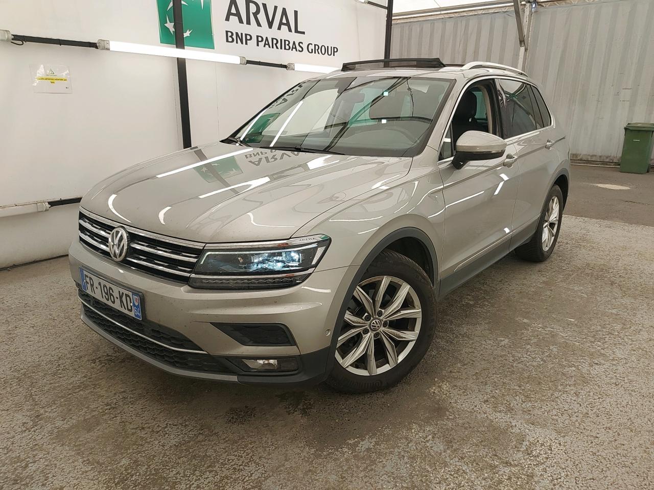 VOLKSWAGEN-TIGUAN-Tiguan 2.0 16V TDI BlueMotion - 150 - BV DSG 7  2016 Carat PHASE 1